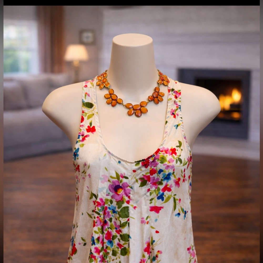 NWT Sheer Silk Floral Pleated Tank